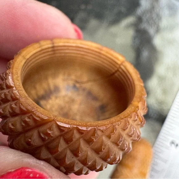 Rare Antique 1880 Sewing Thimble Holder Acorn Coquilla Nut Vegetable Ivory Tagua - Picture 2 of 11